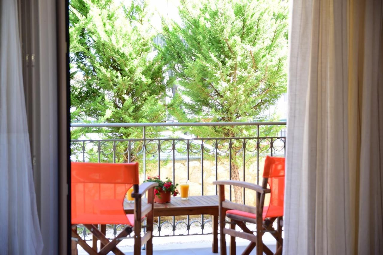D'Angelos Apartments Karavomylos Bagian luar foto