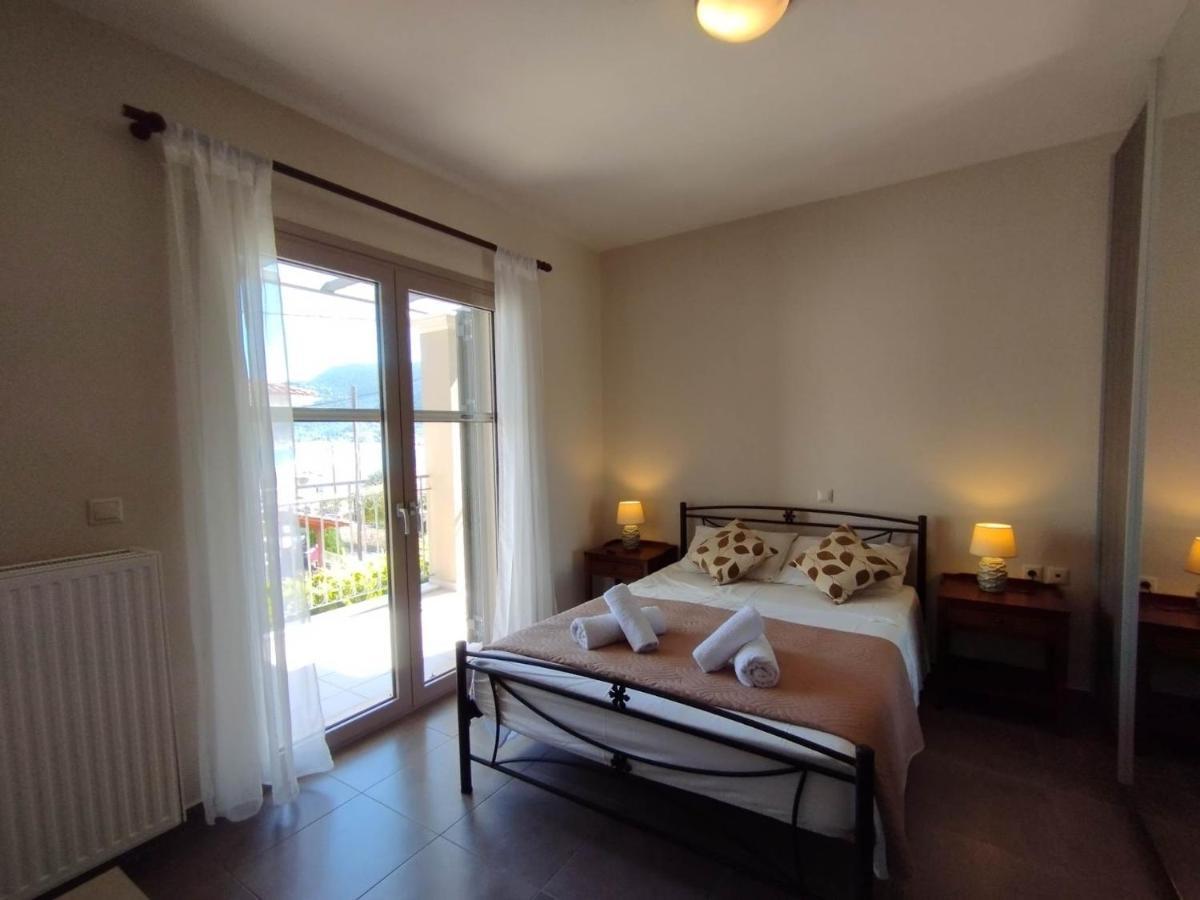 D'Angelos Apartments Karavomylos Bagian luar foto