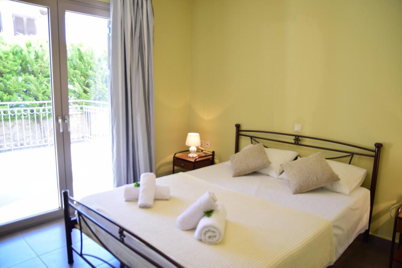 D'Angelos Apartments Karavomylos Bagian luar foto
