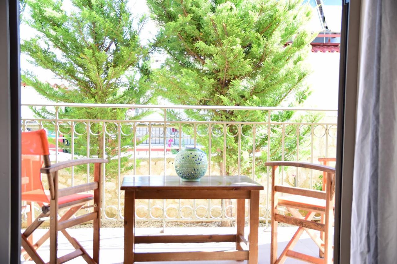 D'Angelos Apartments Karavomylos Bagian luar foto
