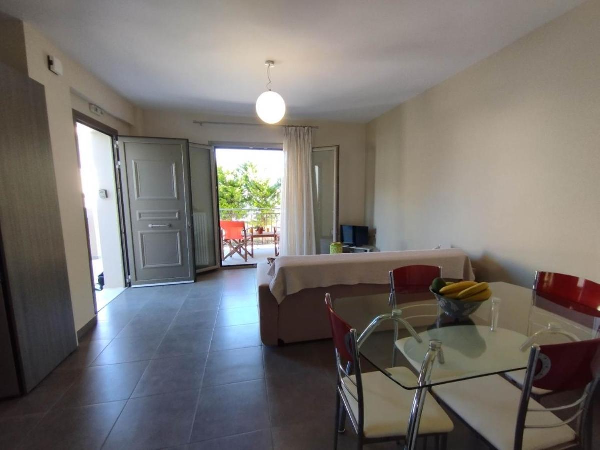 D'Angelos Apartments Karavomylos Bagian luar foto
